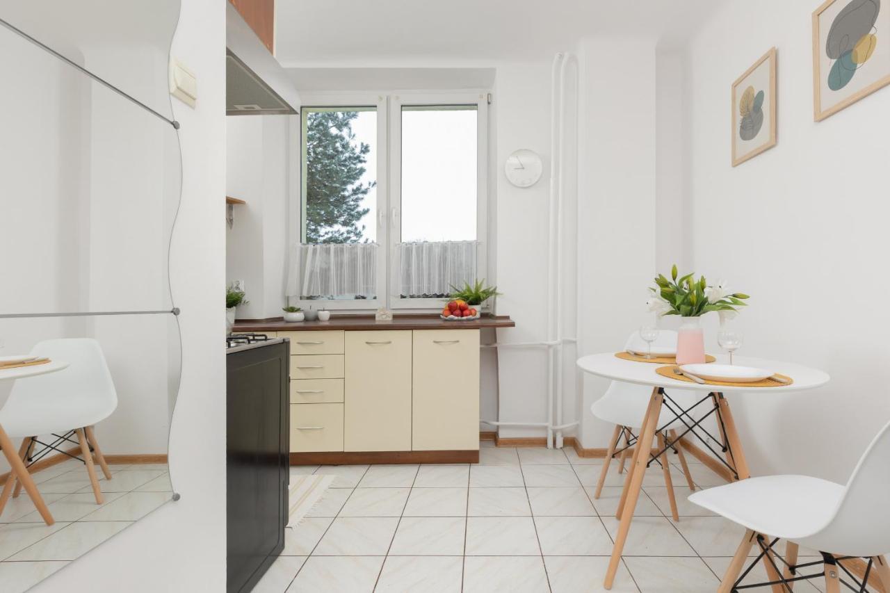 דירות Warsaw Airport Studio Astronautow With Balcony By Renters מראה חיצוני תמונה